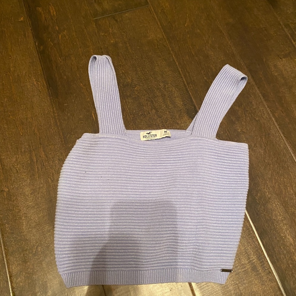 Hollister crop top
